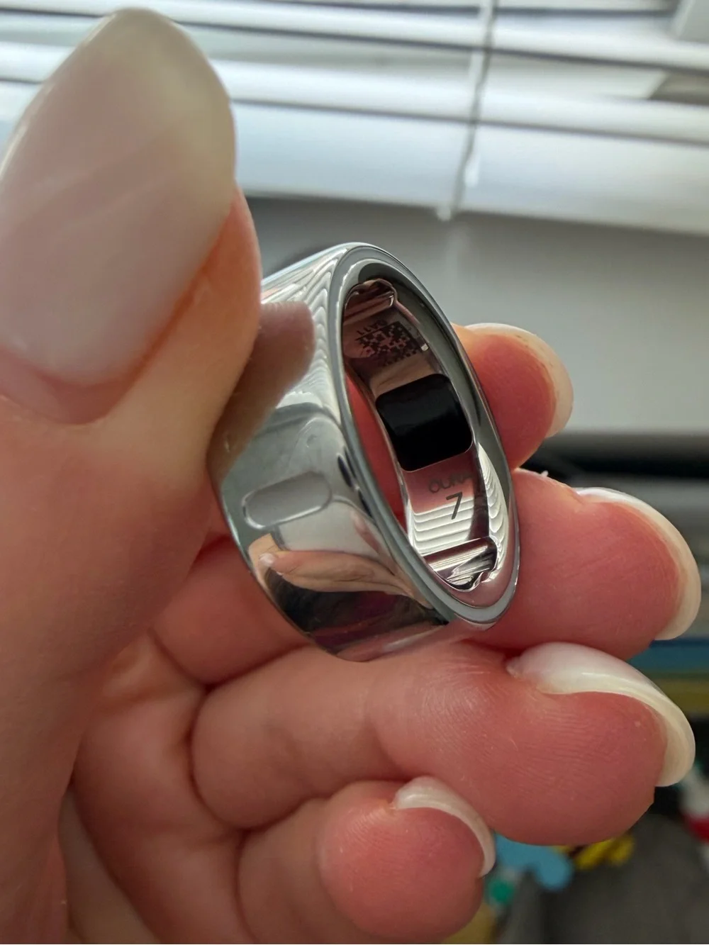 Oura Ring Gen 4 Size 7 - Silver